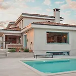 Villa Luxury Solea *