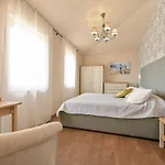 Luxury Solea